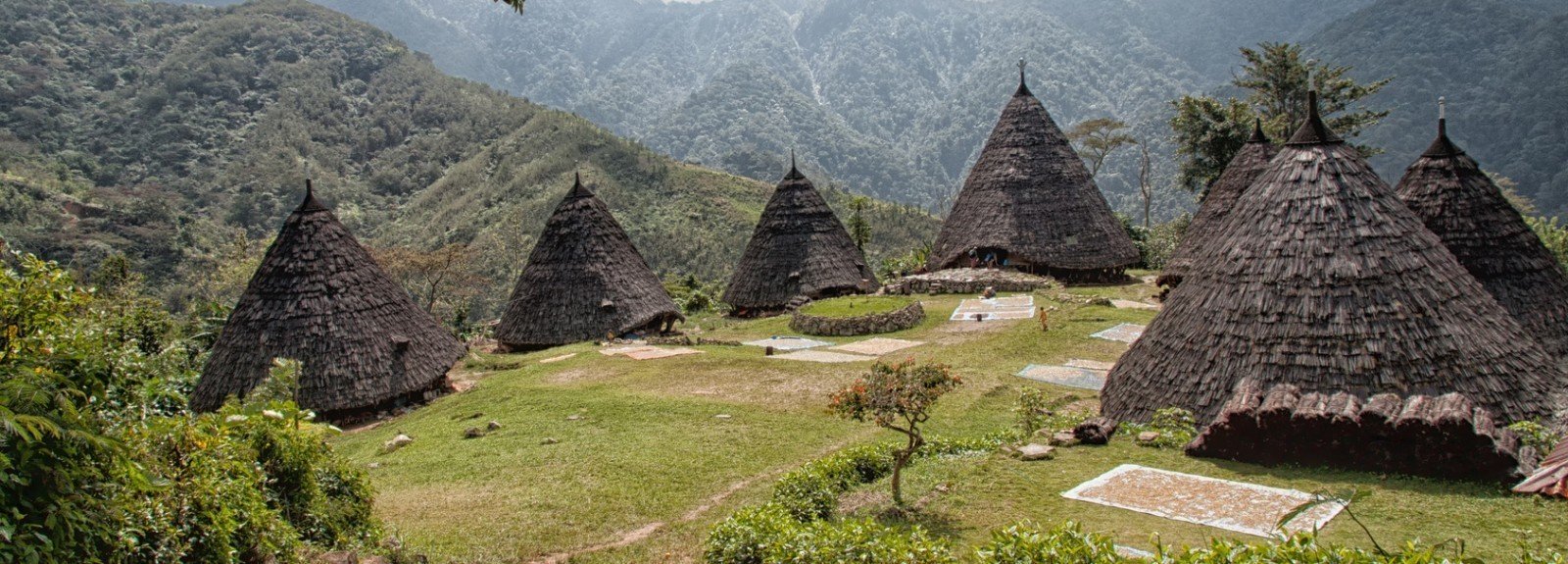 circuit-decouverte-de-flores-entre-villages-traditionnels-paysages-et-culture
