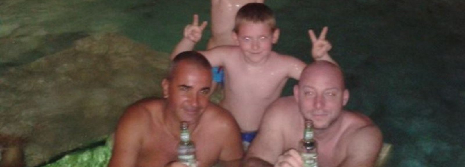 banner___commentaires-temoignages-clients-famille-bali-gili-air-2014__5d40469319953__80.jpg